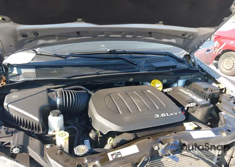 2016 Chrysler Town & Country Limited из США, поврежденный, VIN 2C4RC1JG7GR121284